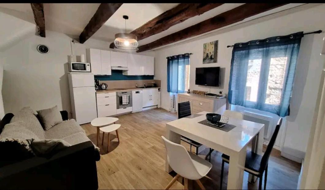Charmant Appartement De Village Renove Gorbio Extérieur photo